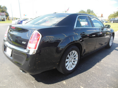 chrysler 300 2012 black sedan gasoline 6 cylinders rear wheel drive automatic 34474