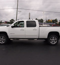 gmc sierra 2500hd 2011 white slt diesel 8 cylinders 4 wheel drive automatic with overdrive 28557