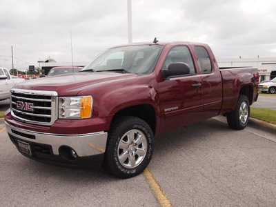 gmc sierra 1500 2013 dk  red sle flex fuel 8 cylinders 4 wheel drive automatic with overdrive 28557