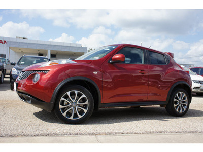 nissan juke 2012 red sl gasoline 4 cylinders front wheel drive automatic 76543