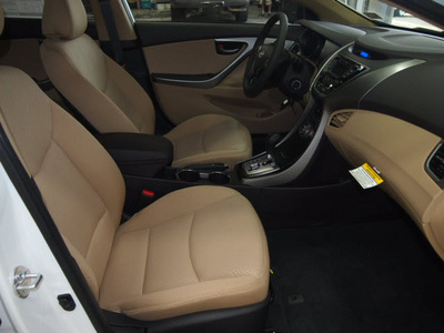 hyundai elantra 2013 white sedan gls gasoline 4 cylinders front wheel drive automatic 75150