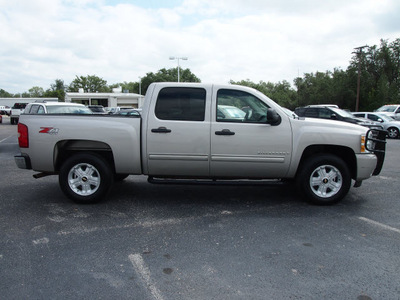 chevrolet silverado 1500 2009 silver lt flex fuel 8 cylinders 4 wheel drive automatic 78016