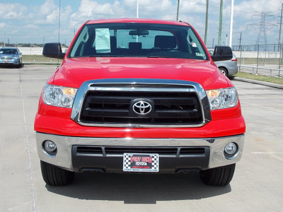toyota tundra 2010 red grade 8 cylinders automatic with overdrive 77469