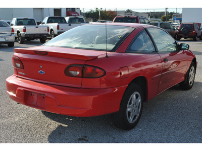 chevrolet cavalier 2000 red coupe gasoline 4 cylinders front wheel drive automatic 78217