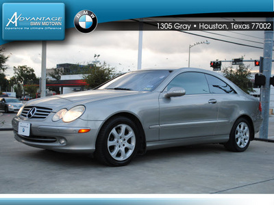 mercedes benz clk class 2004 brown coupe clk320 gasoline 6 cylinders rear wheel drive automatic 77002