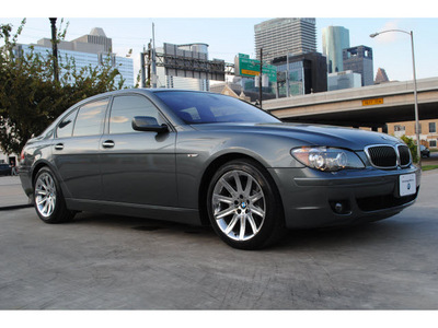 bmw 7 series 2006 gray sedan 750i gasoline 8 cylinders rear wheel drive automatic 77002