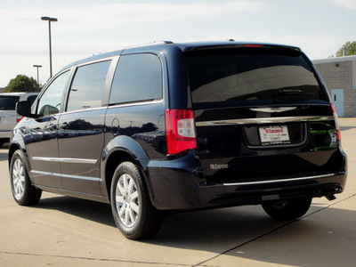 chrysler town country 2013 dk  blue van touring flex fuel 6 cylinders front wheel drive automatic 62034