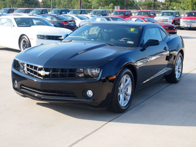 chevrolet camaro 2013 black coupe gasoline 6 cylinders rear wheel drive 6 spd auto 6 mths onstar directions conn lpo,cargo net whl a 77090