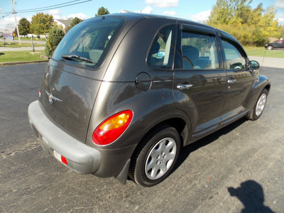chrysler pt cruiser 2002 bronze wagon classic gasoline 4 cylinders front wheel drive automatic 14224