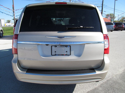 chrysler town and country 2013 beige van touring flex fuel 6 cylinders front wheel drive automatic 45840
