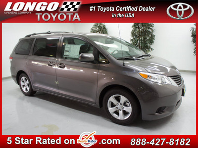 toyota sienna 2013 van le 8 passenger gasoline 6 cylinders front wheel drive not specified 91731