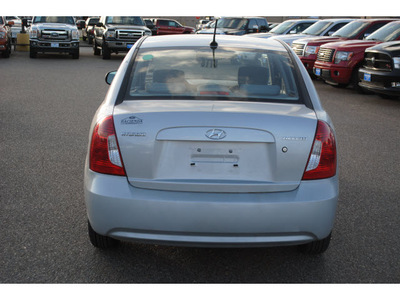 hyundai accent 2011 silver sedan gasoline 4 cylinders front wheel drive automatic 78539