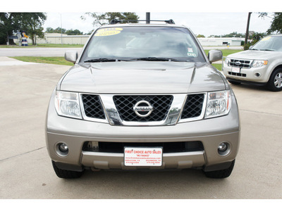nissan pathfinder 2005 brown suv se gasoline 6 cylinders 4 wheel drive automatic 77515