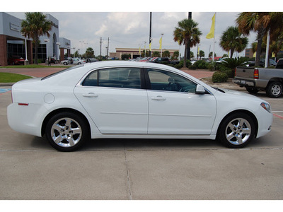 chevrolet malibu 2010 white sedan lt gasoline 4 cylinders front wheel drive automatic with overdrive 77642