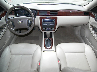 chevrolet impala 2006 brown sedan lt gasoline 6 cylinders front wheel drive automatic 81212