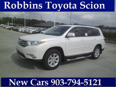 toyota highlander 2013 white suv se gasoline 6 cylinders front wheel drive automatic 75569