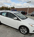 ford focus 2013 white hatchback se flex fuel 4 cylinders front wheel drive automatic with overdrive 60546