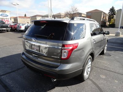 ford explorer 2013 gray suv xlt flex fuel 6 cylinders 2 wheel drive automatic with overdrive 60546