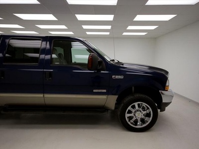 ford f 250 super duty 2004 blue lariat fx4 diesel 8 cylinders 4 wheel drive automatic 78028