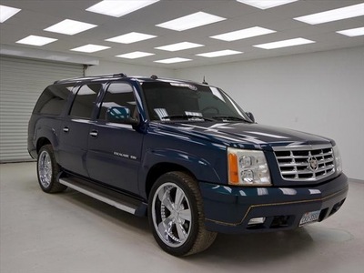 cadillac escalade esv 2005 bermuda blue suv platinum edition gasoline 8 cylinders all whee drive automatic 78028