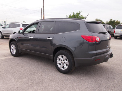 chevrolet traverse 2012 gray ls gasoline 6 cylinders front wheel drive automatic 78009
