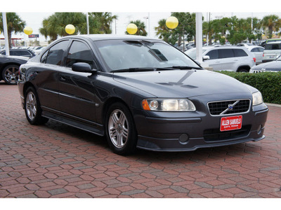 volvo s60 2005 gray sedan 2 5t gasoline 5 cylinders front wheel drive automatic 77450