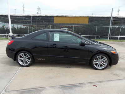 honda civic 2008 black coupe si gasoline 4 cylinders front wheel drive 6 speed manual 77469