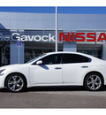 nissan maxima 2012 white sedan 3 5 s gasoline 6 cylinders front wheel drive automatic 79119