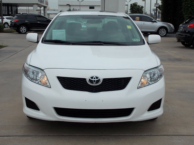 toyota corolla 2010 white sedan le gasoline 4 cylinders front wheel drive automatic with overdrive 77477