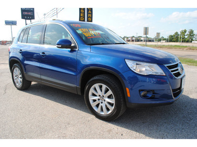 volkswagen tiguan 2009 blue suv gasoline 4 cylinders front wheel drive shiftable automatic 77539