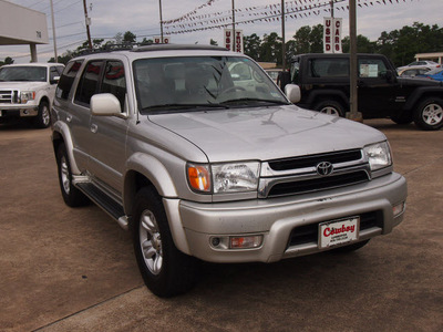 toyota 4runner 2002 silver suv limited 6 cylinders automatic 77657