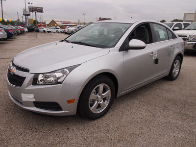 chevrolet cruze 2013 silver sedan 1lt manual 4 cylinders automatic 78064