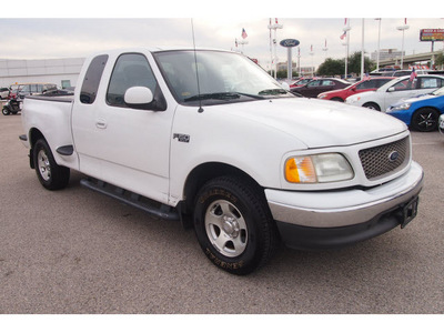 ford f 150 2003 white xlt gasoline 6 cylinders rear wheel drive automatic 77074