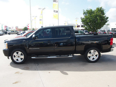 chevrolet silverado 1500 2008 black lt1 gasoline 8 cylinders 2 wheel drive automatic 77388