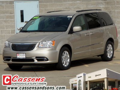 chrysler town country 2013 beige van touring 6 cylinders automatic 62034