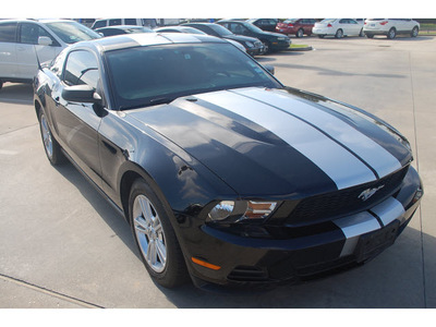 ford mustang 2010 black coupe 6 cylinders automatic 77090