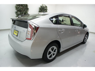 toyota prius 2012 silver hatchback four hybrid 4 cylinders front wheel drive automatic 91731