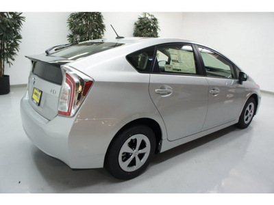 toyota prius 2012 silver hatchback three hybrid 4 cylinders front wheel drive automatic 91731