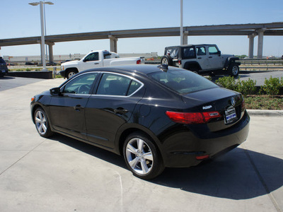 acura ilx 2013 crystal blk prl sedan w tech pckg gasoline 4 cylinders front wheel drive automatic 76137