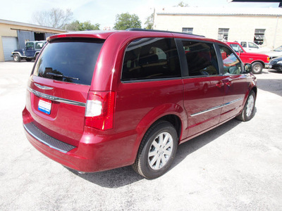 chrysler town and country 2013 red van touring 6 cylinders shiftable automatic 78624