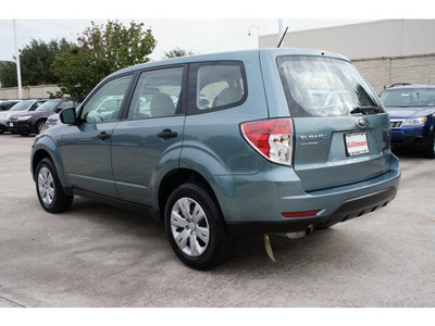 subaru forester 2011 green wagon 2 5x gasoline 4 cylinders all whee drive shiftable automatic 77099
