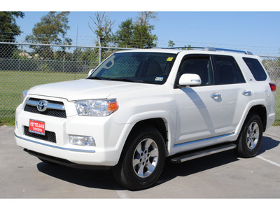 toyota 4runner 2011 white suv sr5 gasoline 6 cylinders 2 wheel drive automatic 77338