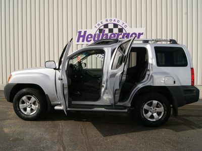 nissan xterra 2009 silver suv s gasoline 6 cylinders 4 wheel drive automatic 80905