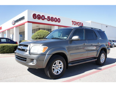 toyota sequoia 2006 gray suv sr5 gasoline 8 cylinders 4 wheel drive automatic 76543