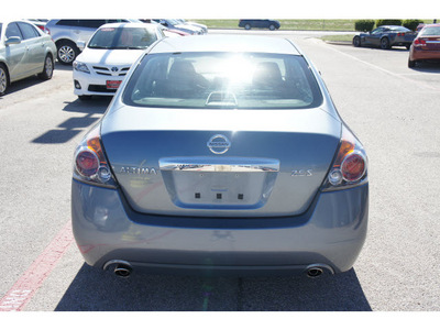 nissan altima 2011 blue sedan 2 5 s gasoline 4 cylinders front wheel drive automatic 76543