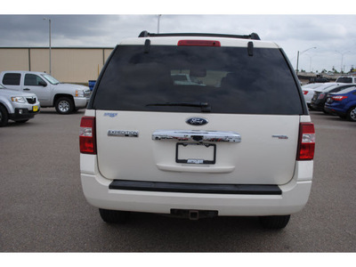 ford expedition 2008 white suv el limited gasoline 8 cylinders 2 wheel drive automatic 78572
