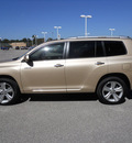 toyota highlander 2010 tan suv limited gasoline 6 cylinders front wheel drive automatic 75604