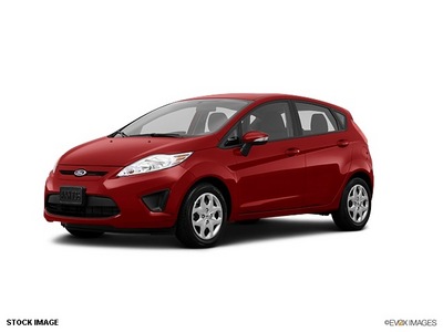 ford fiesta 2013 hatchback se 4 cylinders not specified 79407