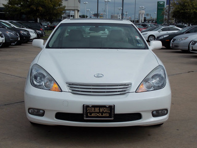 lexus es 330 2004 white sedan gasoline 6 cylinders front wheel drive automatic with overdrive 77074