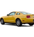 ford mustang 2006 coupe gasoline 6 cylinders rear wheel drive manual automatic 07730